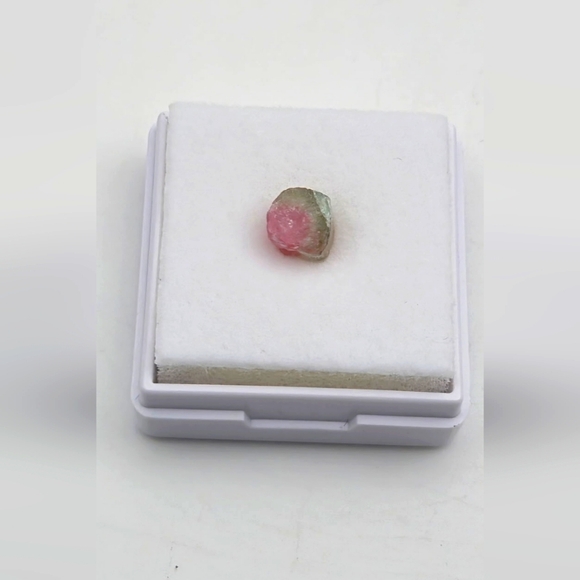 gemstone Jewelry - Gorgeous Watermelon Tourmaline Stone
